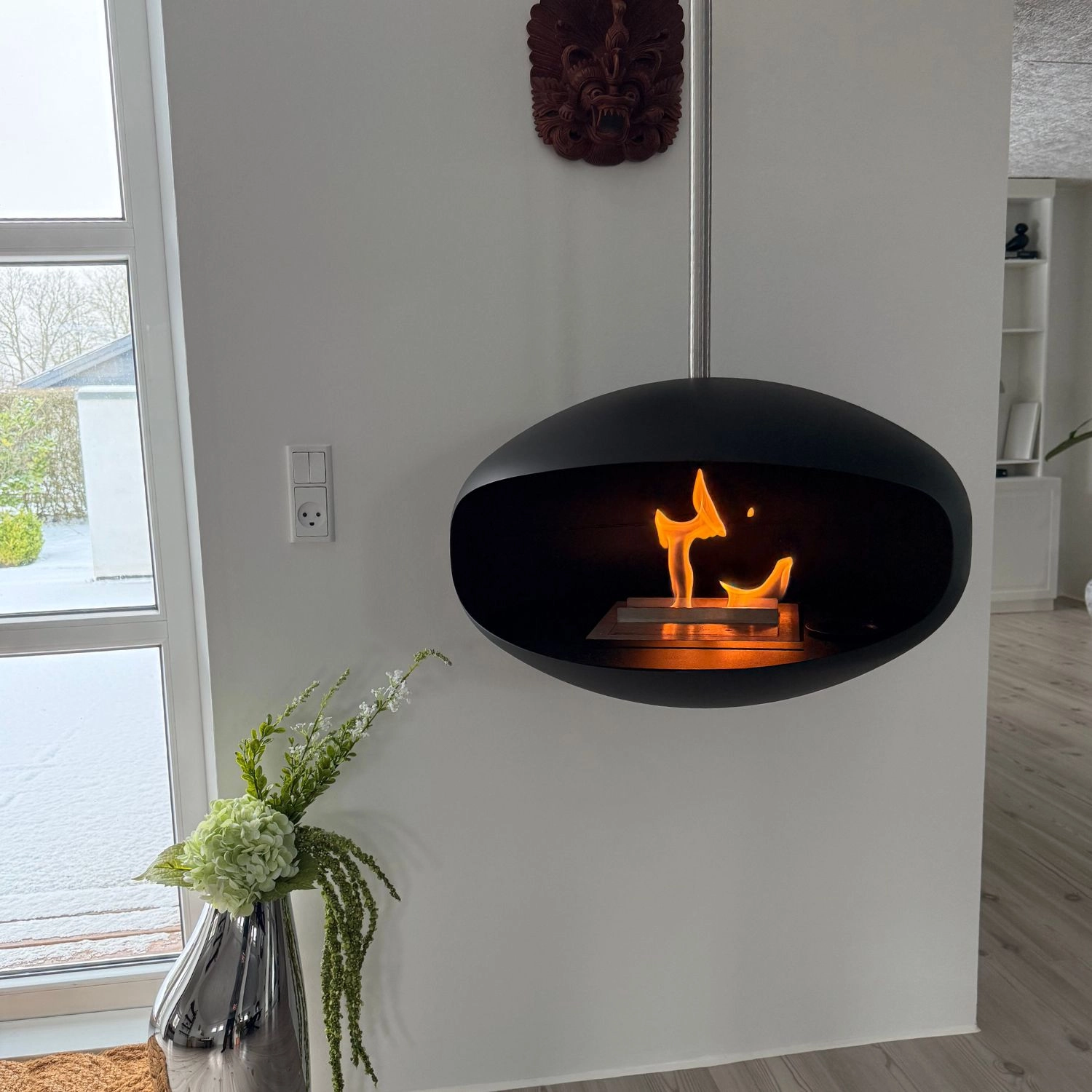 Cocoon Aeris Schwarz mit Stahl-Deckenstange