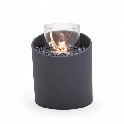 TORRE Bio-Kamin M – Schwarze Säule in Faserbeton, 5,5 kW TORRE Bioethanol Feuer Säule M – Schiefer Schwarz